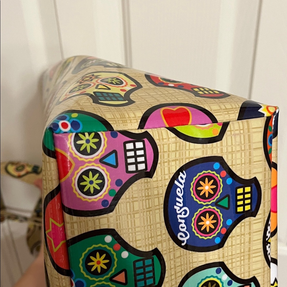 Consuela Vibrant Skull Pattern Tote - Picture 6 of 10